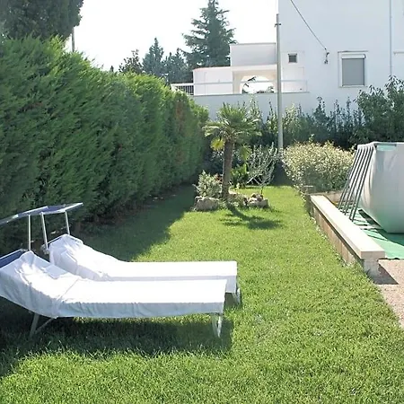 Gaia فندق مبيت وإفطار 3*