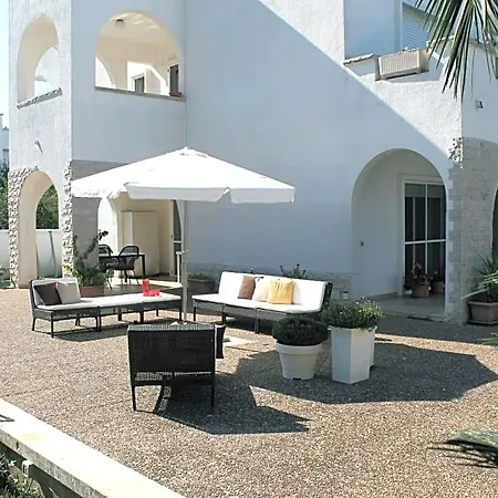 Gaia فندق مبيت وإفطار 3*