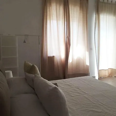 Gaia Bed & Breakfast 4*